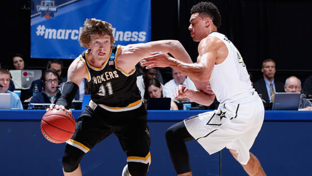 wichita-state-beats-vanderbilt.jpg